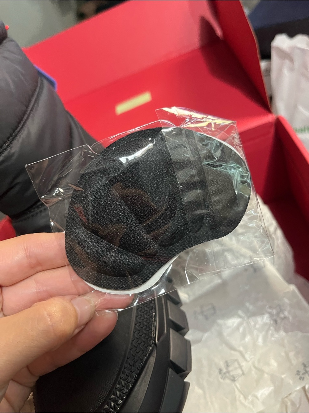 Hunter Intrepid Short Snow Boots Waterproof Black new in box - Picture 3 of 6